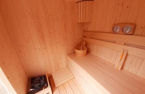 San Zeno di Montagna Bed & Breakfast | Miravallesuites