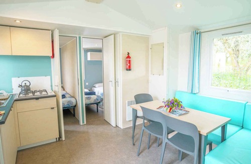 Gralaoni-Pralesi-Cisano House | Mobilehome with air conditioning, terrace and pool