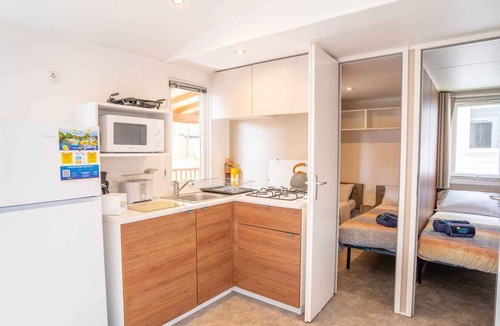 Gralaoni-Pralesi-Cisano House | Mobilehome with air conditioning, terrace and pool