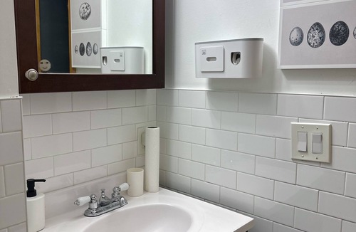 Manhattan Beach Apartment | Modern 2 bedroom apartment, 5 minute walking to ocean