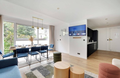 Bel-Air Nord Apartment | Modern apartment - 3BR/8P - Place de la Nation
