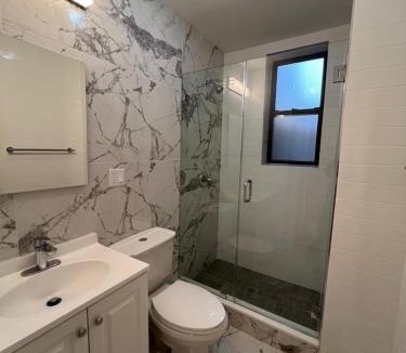 East Harlem Apartment | Modern Apartment By Central Park 3BR