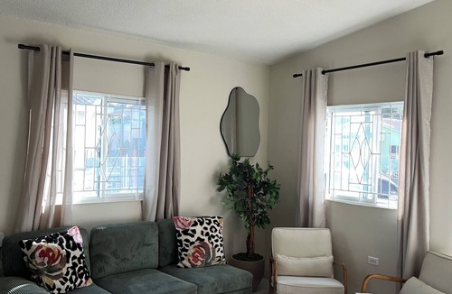 Spring Village House | Modern & enchanting 2-bedroom house with WiFi in St. Catherine Parish