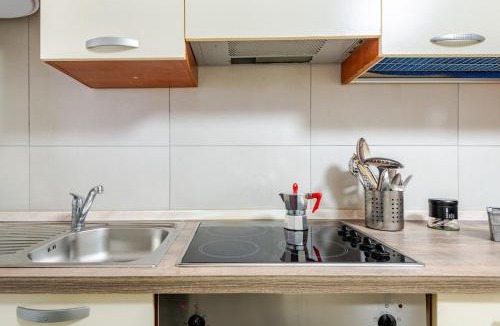 Sassuolo Apartment | Modern House for Couples & Business Stays