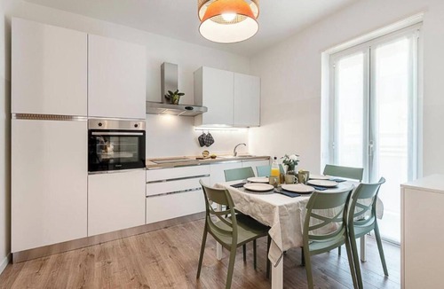 NoLo Apartment | Modern & Quiet Apartment – Next to M1 Pasteur Metro