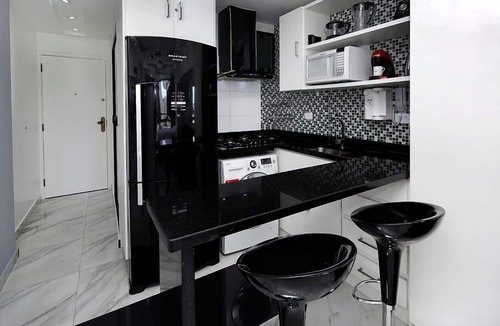Copacabana Apartment | Modern studio with privileged view to the beach