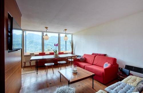 Borca di Cadore House | Modernist Chalet