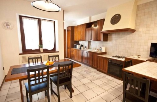 Borgo Roma Apartment | Molinara · Huge 6pax apartment close to the Fair