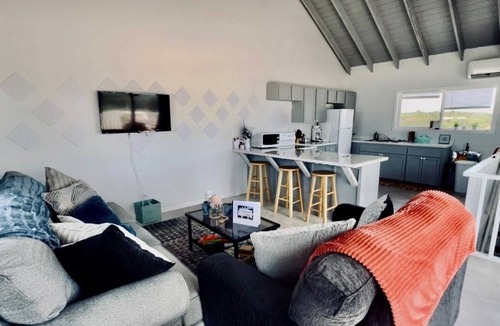 Farmer's Hill House | Monkey Sea House, Unit 2