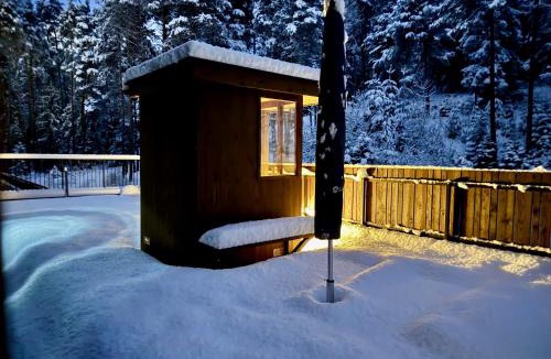 Perca Apartment | Monte Sole Suite - mit Sauna & Garten