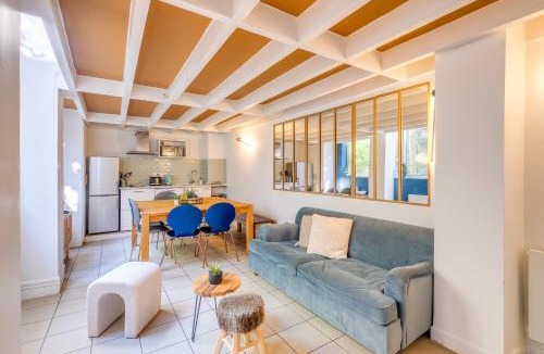 Quartier de Rochechouart Apartment | MONTMARTRE Sacré-Coeur, appartement jardin 6 à 8P
