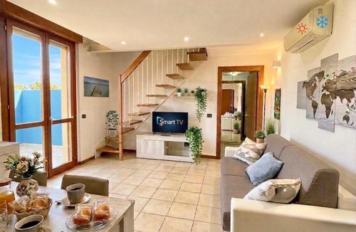 Rozzano Apartment | MOON Apartament - intera casa vicino Assago Forum Humanitas e IEO - con possibilità di box privato