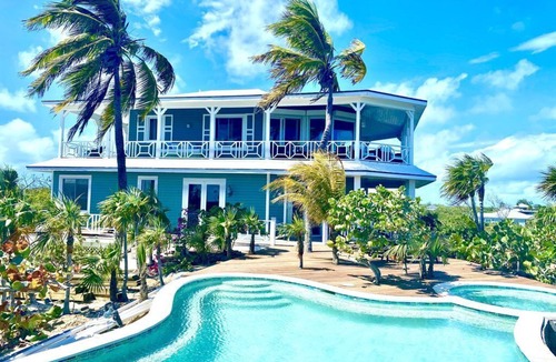William's Town Villa | Most Luxurious Beachfront 6500 soft Estate w/pool, jacuzzi and Kayaks.