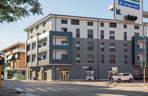 Ovest Apartment | MuBra Apartments - Unit 301