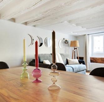 Saint-Germain-des-Pres Apartment | MyKeypers - Deluxe Flat 6P - St Germain des Pres Café de FLORE