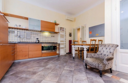 Central Station Apartment | Napo Torriani 3