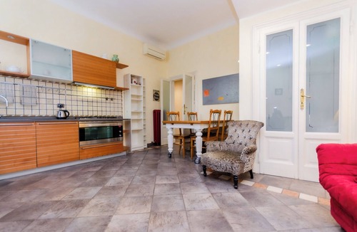 Central Station Apartment | Napo Torriani 3