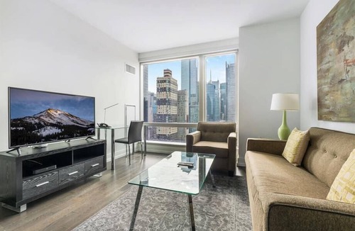 Sutton Place Apartment | near Park Ave & East River 1 BR | in-unit Washer/D