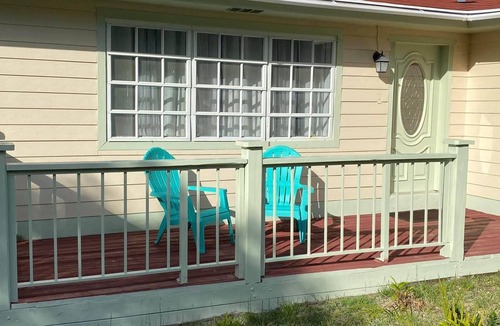 George Town Villa | New 2 bed 2 bath Villa - near George Town and minutes from the beach!