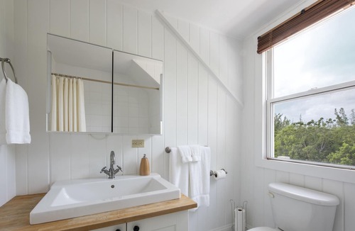 Rock Sound House | New 2-Bedroom Apt. In-Town Location, Walk to Stores, Restaurants