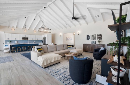 Tar Bay House | "New" 5 bedroom Exuma Beach Front Estate w/Pool & No Neighbors on either side!