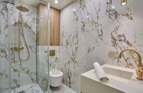 Porte-Saint-Martin Apartment | New apartment Center of Paris/Le Marais
