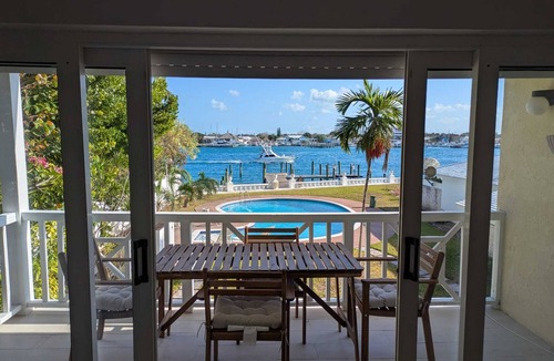 Paradise Island Apartment | Newly renovated 2BR Oceanfront apartment; walk to Atlantis & Cabbage Beach!