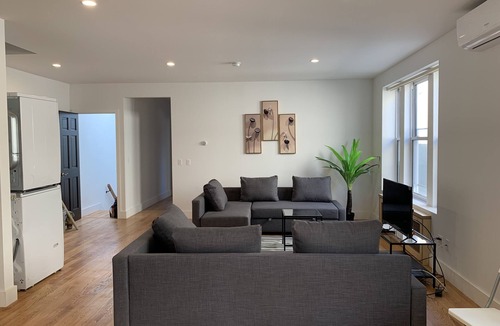 Crown Heights Apartment | Newly Renovated 9 Bed 4 Full Bath 3000 SF Spacious Apartment