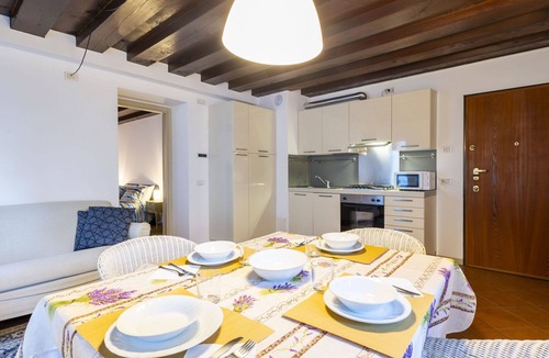 Valtellina Apartment | Nice apartment for 2 people with WIFI, TV and balcony