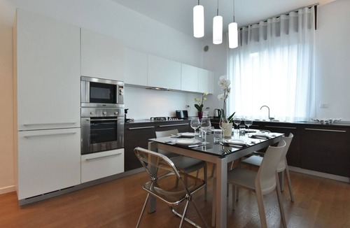 Porta Genova Apartment | Nice apartment for 6 guests with A/C, WIFI, TV and balcony