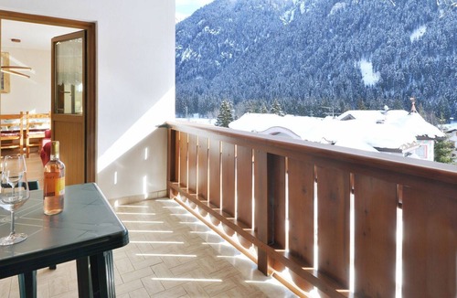 Campestrin Apartment | Nice apartment for 8 people with WIFI, TV, balcony, pets allowed and parking