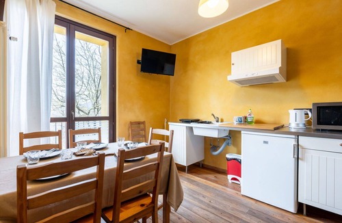 Cortemilia Apartment | Nice apartment for 6 people with WIFI, pool, TV, terrace and pets allowed