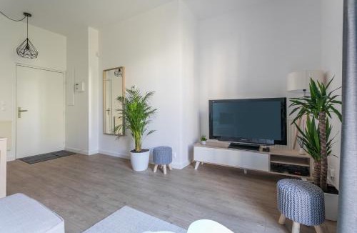 Chessy Apartment | Nice Apartment Garden - 5 min DISNEYLAND Paris - Val d'Europe Center
