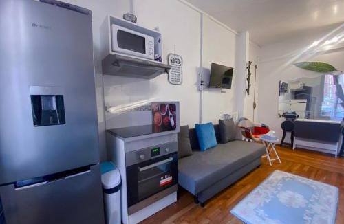 Clichy Apartment | Nice Apartment ideal to visit Paris