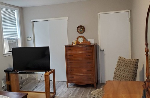 Mill Basin Apartment | Nice apartment in good area close to JFK airport