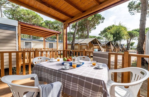 Cavallino-Treporti House | Nice apartment in villa for 6 people with A/C, WIFI, pool, TV and terrace