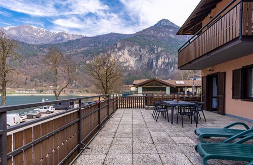 Molina di Ledro Apartment | Nice apartment for 4 guests with WIFI, TV, balcony and pets allowed