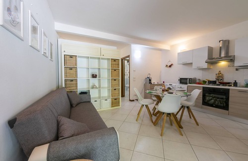 Barbarano Apartment | Niko's House Salò near Lake & beach, Salò, Italy