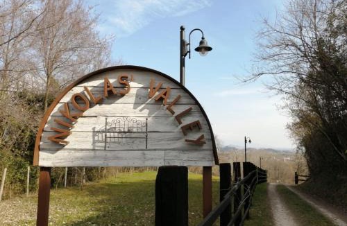 Cornuda Bed & Breakfast | Nikolas' Valley