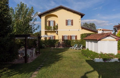 Castegnero House | Nina Guest House - Dimora Elegance