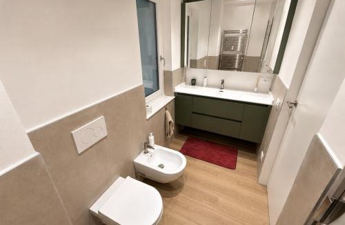 Belluno Apartment | Nuovo Loft in centro città più terrazzo vista fiume