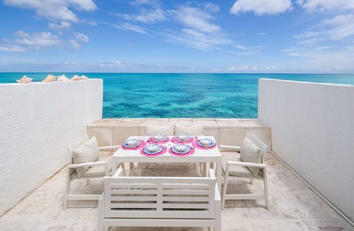 Nassau Condo | Ocean front Compass Point