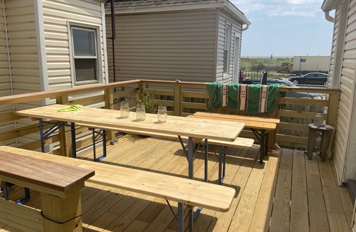 Queens House | Oceanfront Beach Bungalow