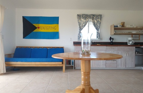Hope Town Apartment | Oceanfront Cottage With Great Location