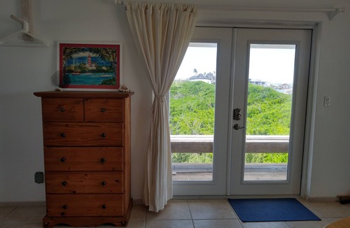 Hope Town Apartment | Oceanfront Cottage With Great Location