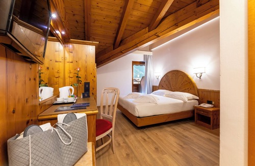 Pinzolo Hotel | Famous Sporting Event Palace