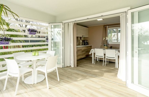 Manerba del Garda House | Onda Blu by Interhome