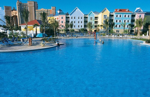 Paradise Island Condo | One Bedroom Premium Harborside rental. Reserve with licensed professionals!