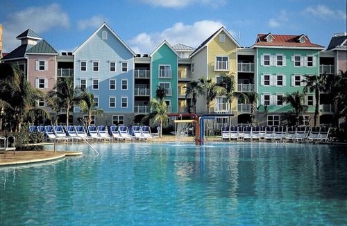 Paradise Island Condo | One Bedroom Premium Harborside rental. Reserve with licensed professionals!