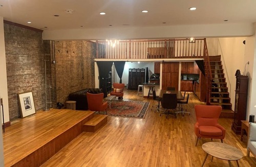 Park Slope Apartment | Opera Loft | Large full floor loft on Fifth Avenue